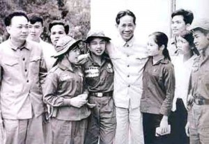 Lê Duẩn 3